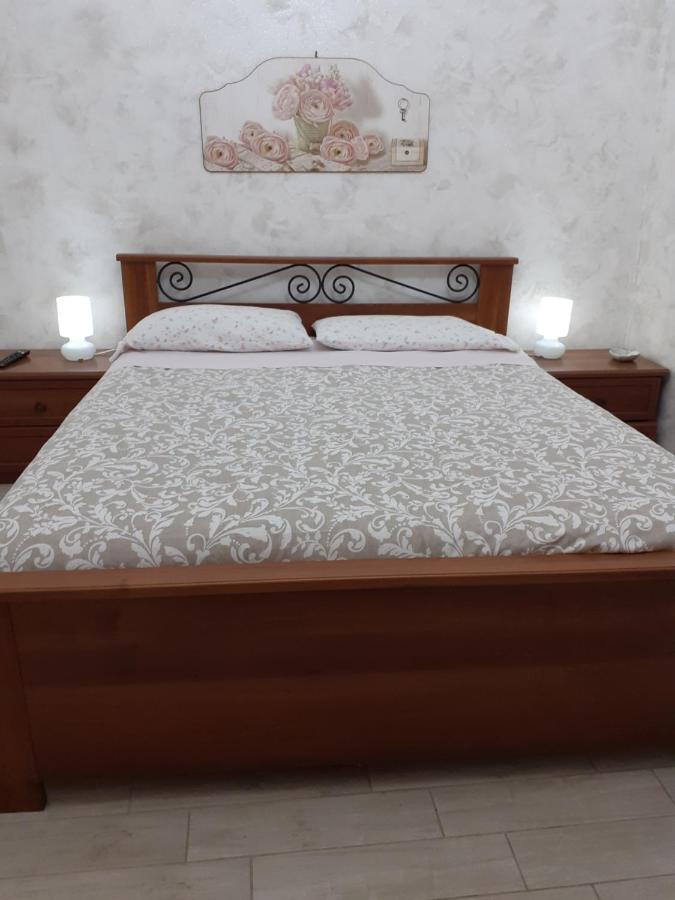 Casa Vacanza Sweet Home Giardini Naxos Ngoại thất bức ảnh