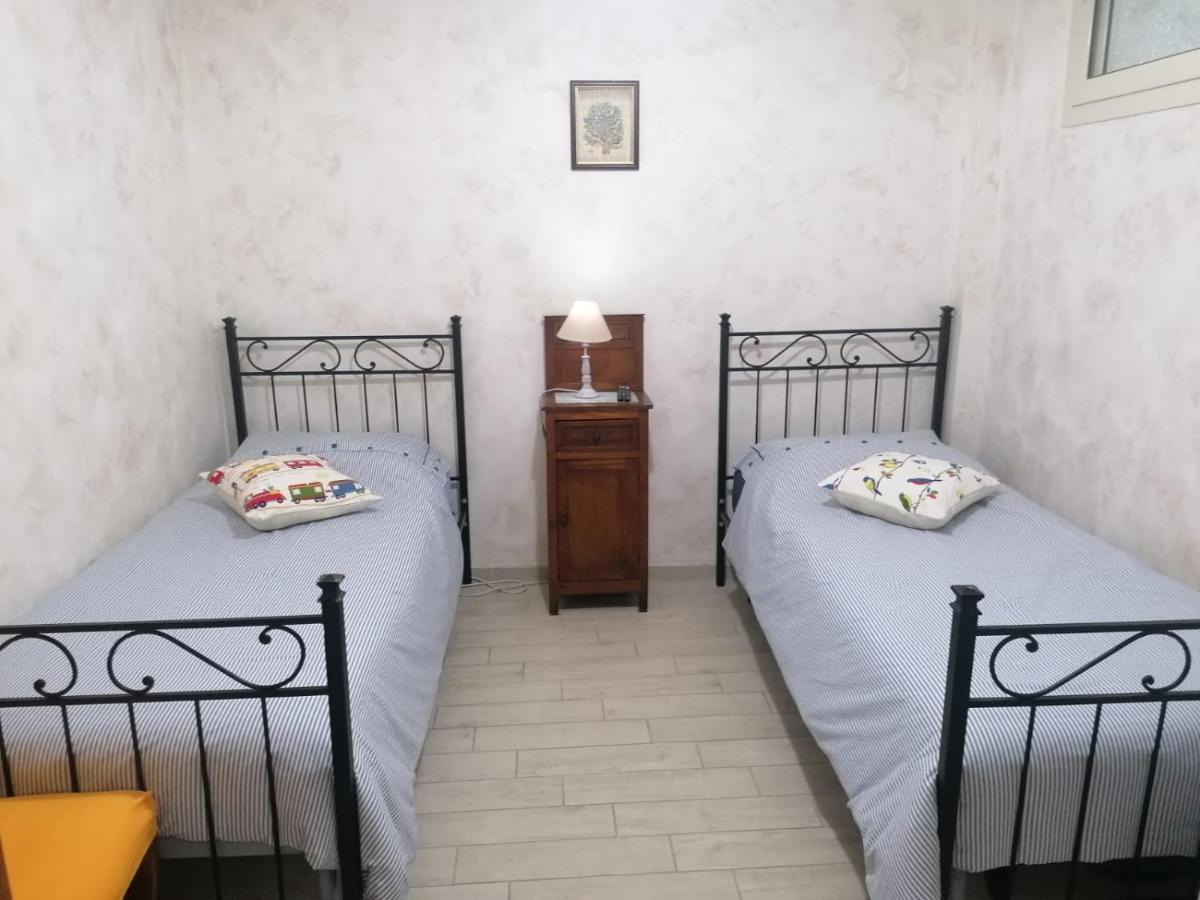 Casa Vacanza Sweet Home Giardini Naxos Ngoại thất bức ảnh