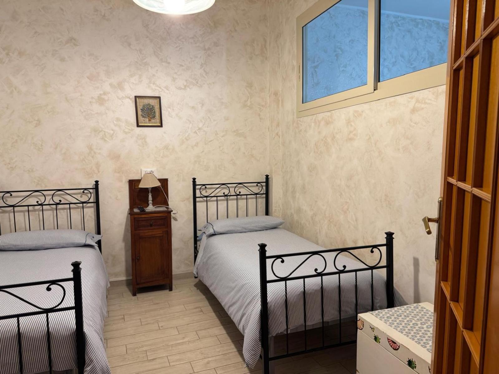 Casa Vacanza Sweet Home Giardini Naxos Ngoại thất bức ảnh