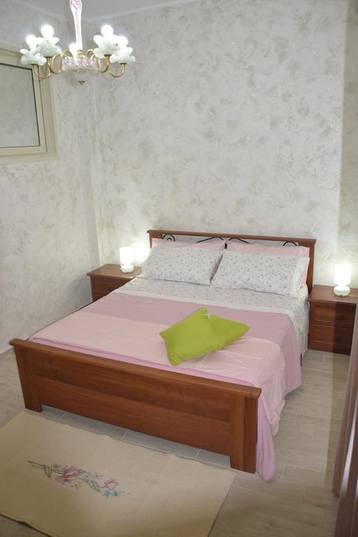 Casa Vacanza Sweet Home Giardini Naxos Ngoại thất bức ảnh
