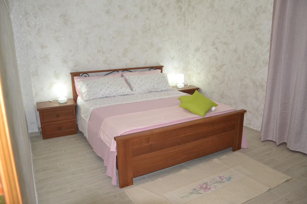 Casa Vacanza Sweet Home Giardini Naxos Ngoại thất bức ảnh