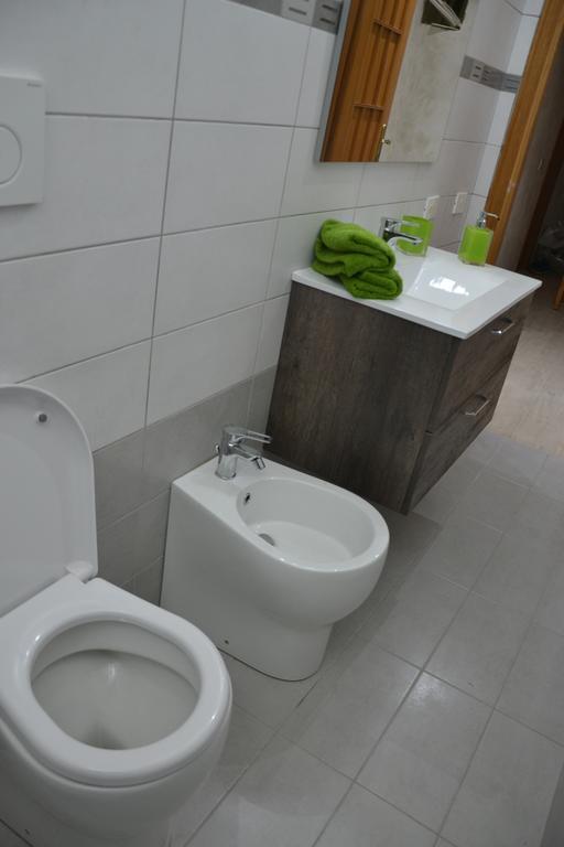 Casa Vacanza Sweet Home Giardini Naxos Ngoại thất bức ảnh