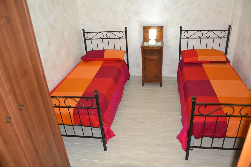 Casa Vacanza Sweet Home Giardini Naxos Ngoại thất bức ảnh