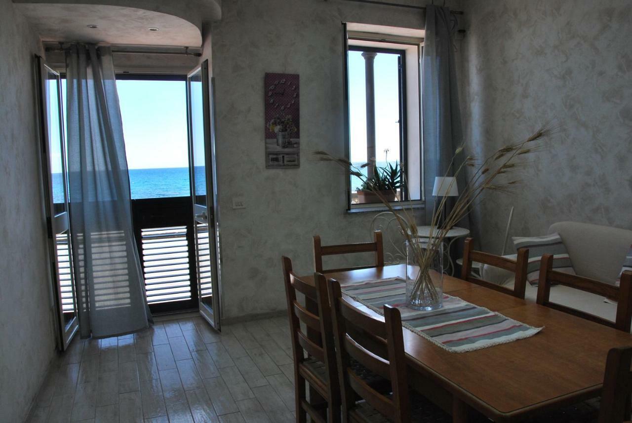 Casa Vacanza Sweet Home Giardini Naxos Ngoại thất bức ảnh